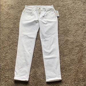 Velvet white jeans, Size 25, Inseam 8”, Length 28”